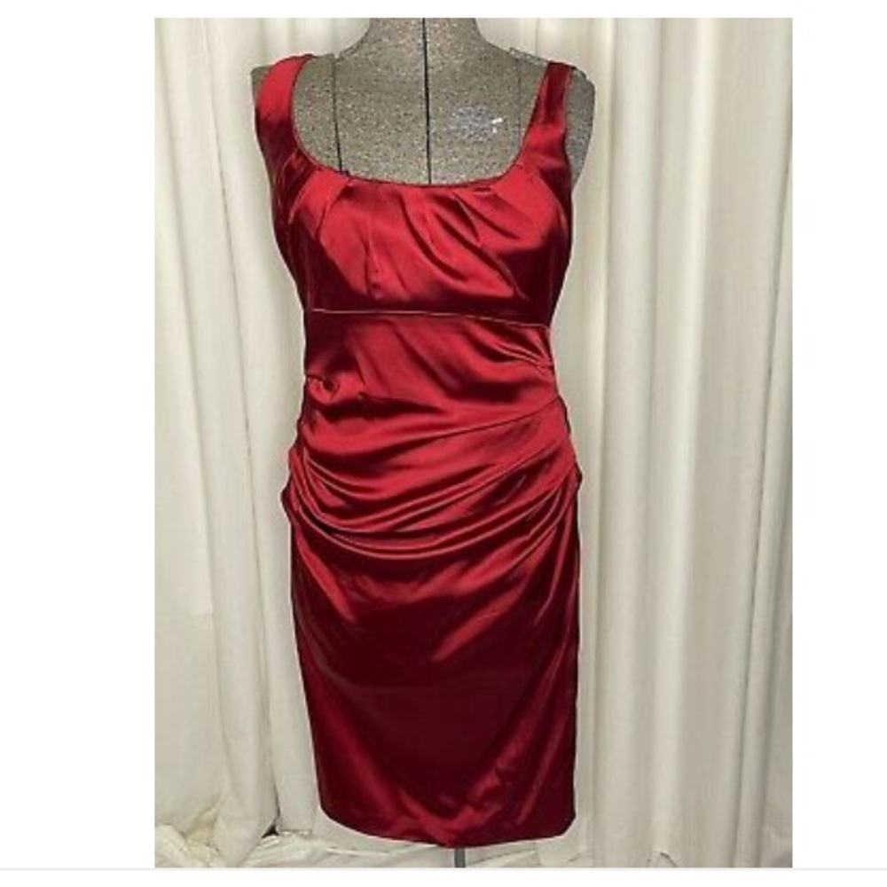 Suzi Chin for Maggy Boutique crimson Ruched satin Dress size 8